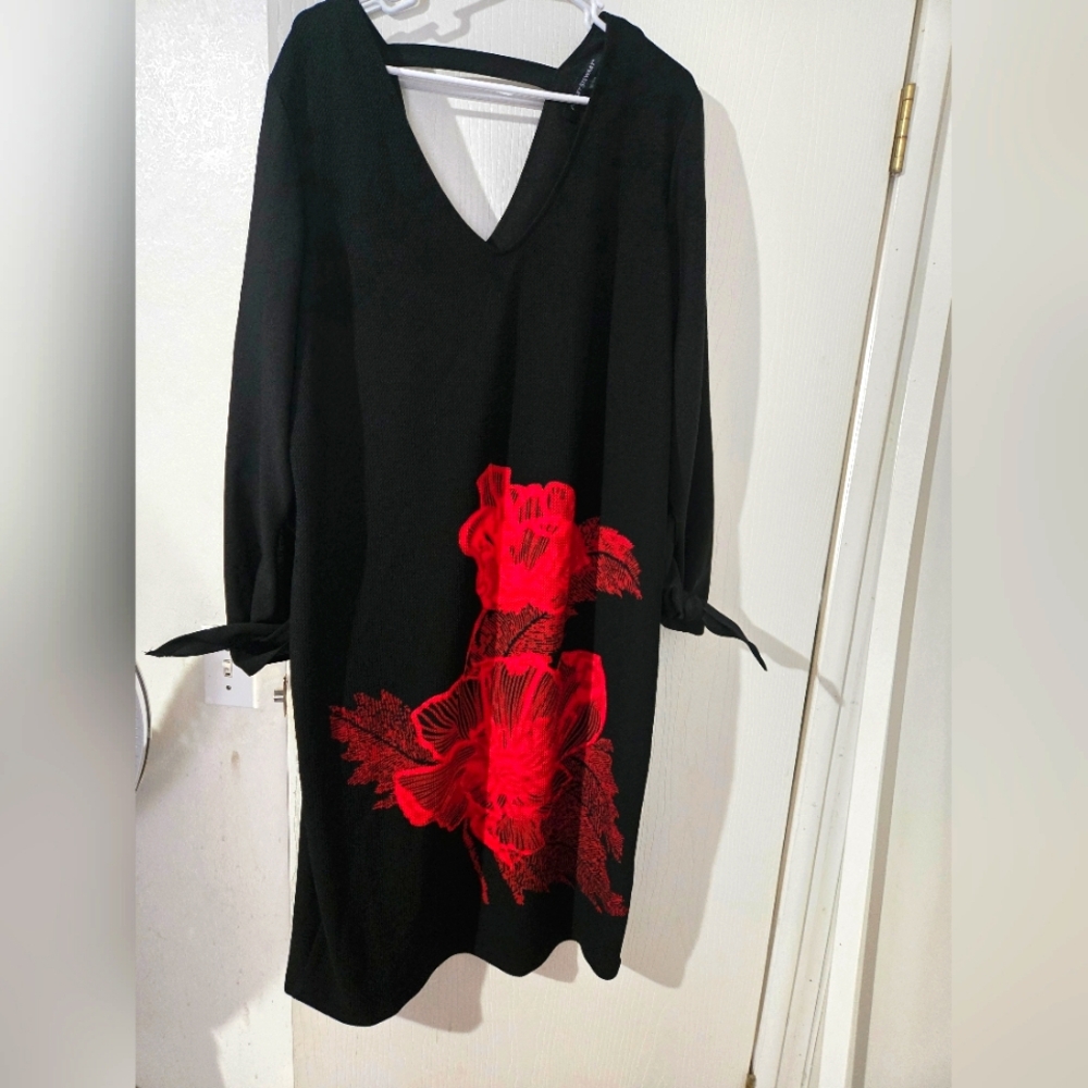 New Ashley Stewart Size 22/24 Elegant Black Dress with Red Floral Design